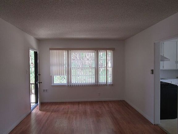 3rd image of 930 N 1st St #934