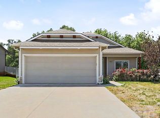 405 E Karla Ave, Haysville, KS 67060
