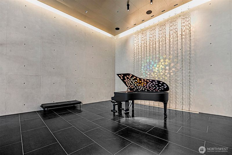 3rd image of 300 Virginia Street #4111
