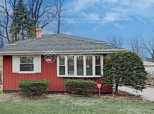 4516 Pershing Ave, Downers Grove, IL 60515