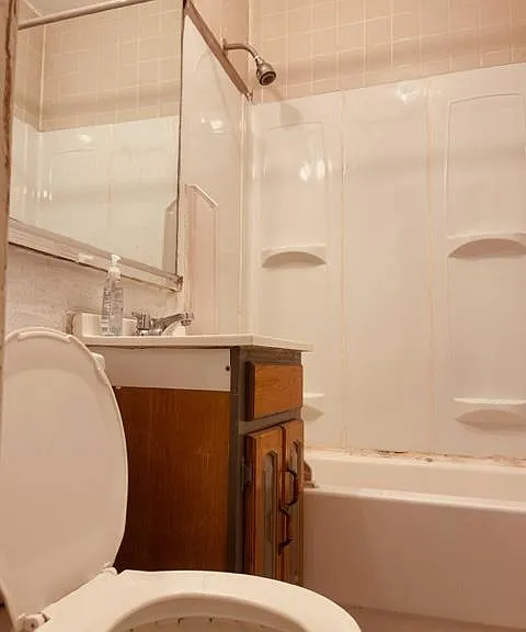 221 Sip Ave #6 — Photo 5