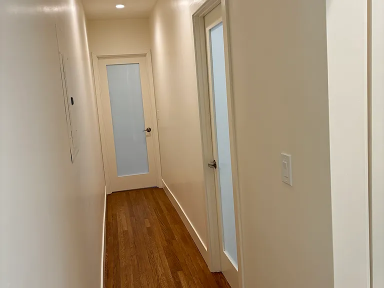 385 Alcatraz Ave #385 — Photo 23
