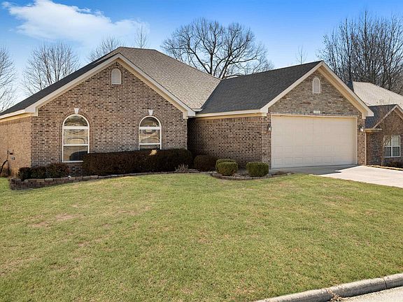4th image of 4801 Lochmoor Cir