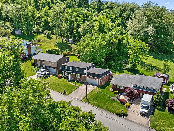 5th image of 209 Davidson Dr