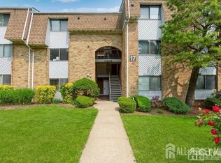 1702 Edison Glen Ter, Edison, NJ 08837