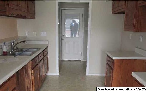 5th image of 10053 Oak Run Dr S