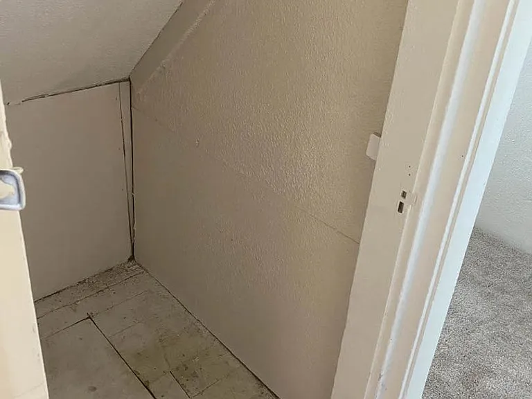 1412 N Champaign St — Photo 34