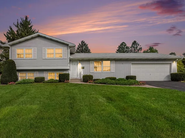 127 Sheffield Rd, Battle Creek, MI 49015