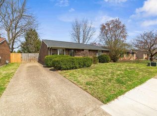 2421 Strickland Dr, Owensboro, KY 42301
