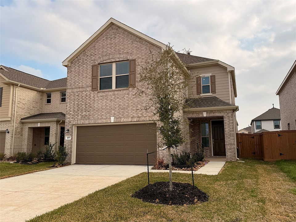 1st image of 4897 Vida Vista Dr