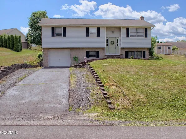 5 Cameron Dr, Elysburg, PA 17824
