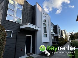 2350 Yakima Ct, Tacoma, WA 98405