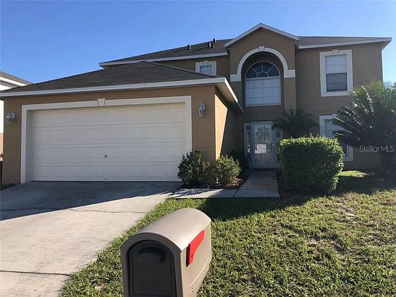 3rd image of 1828 Emily Dr