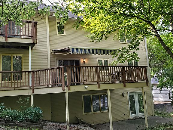 4th image of 430 Zinnia Ln N