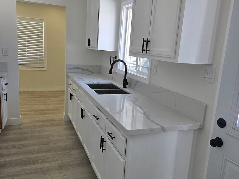 15437 Sandstone St — Photo 16