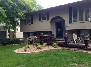1218 Casper Ave, Aberdeen, SD 57401