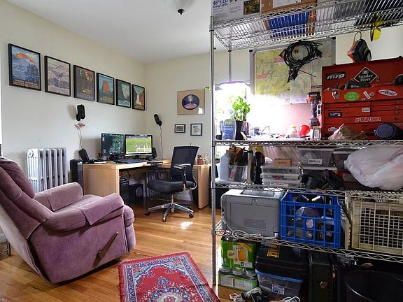 5th image of 216 Arlington St #22