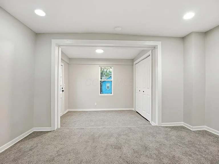 1041 Market St — Photo 10
