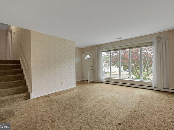 5th image of 408 Melvin Dr