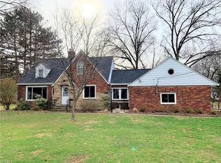 180 Brush Rd, Richmond Hts, OH 44143