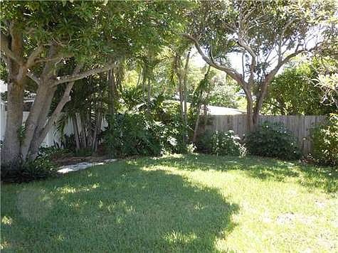 1st image of 2408 Barbara Dr