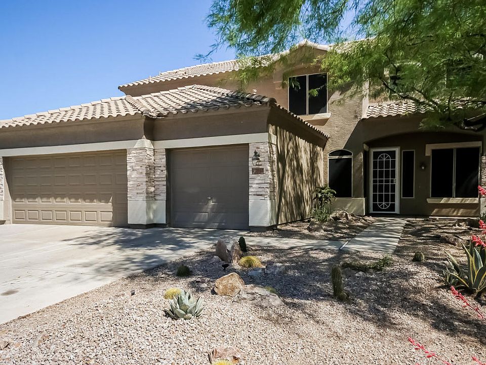 1st image of 1012 E San Tan Dr