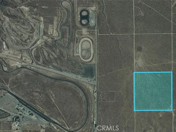 67 Th St W, Rosamond, CA 93560