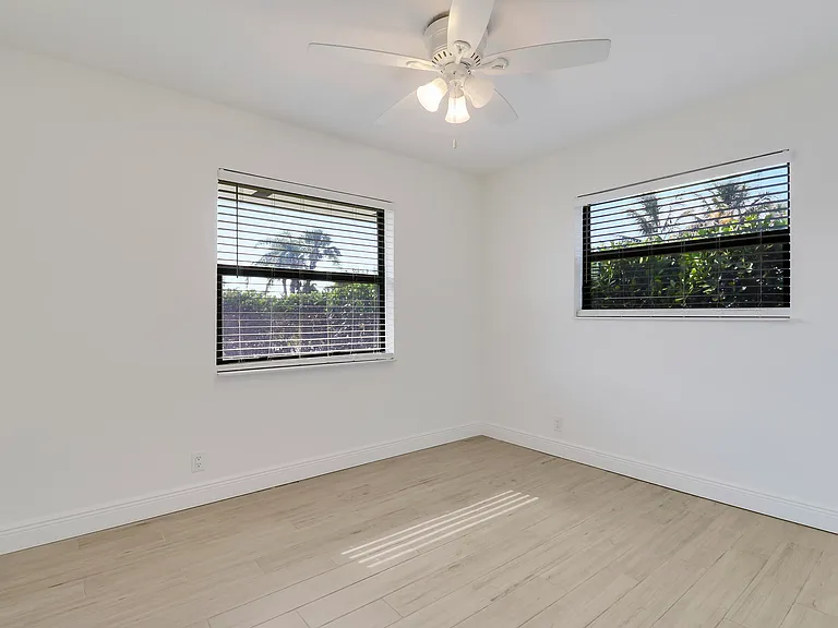 816 Juniper Dr — Photo 9