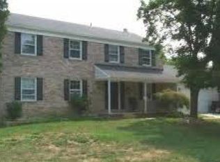 4505 Wakefield Chapel Rd, Annandale, VA 22003