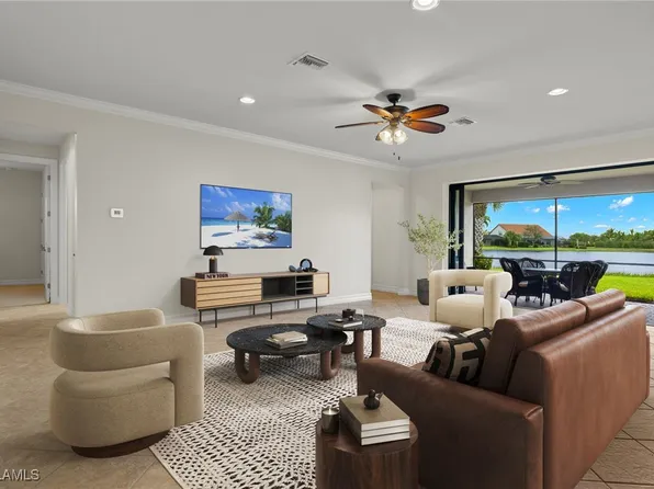 11897 Dixon Dr, Fort Myers, FL 33913