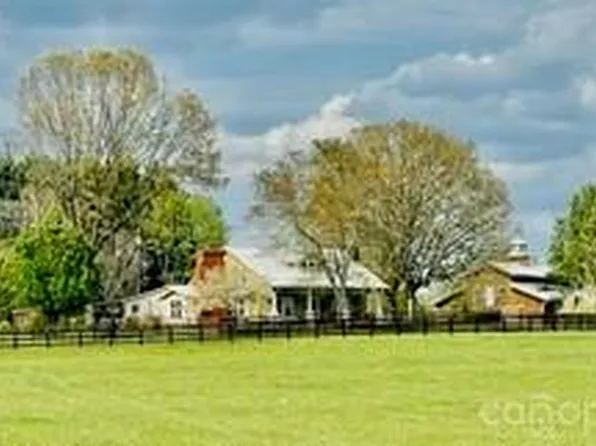 157 J A Hampton Rd, Rutherfordton, NC 28139