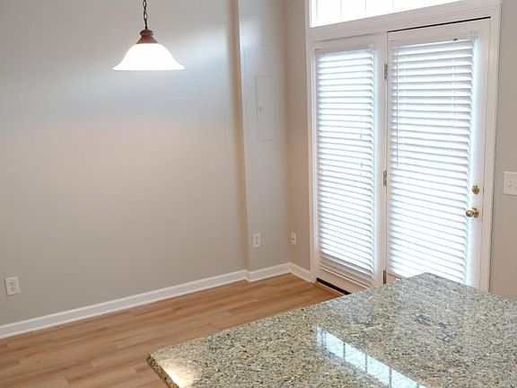 Kitchen eat-in area.