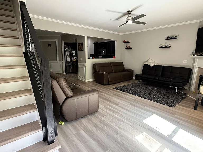 5153 Sherwood Way — Photo 6