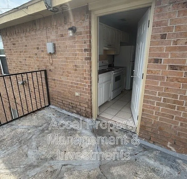 1522 W Nolana Ave #D — Photo 15