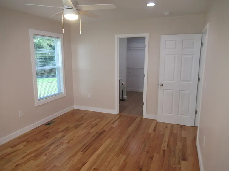 251B S B Ave — Photo 12