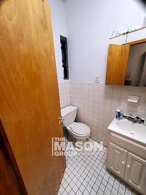 Rented by Mason Group LLC | media 18