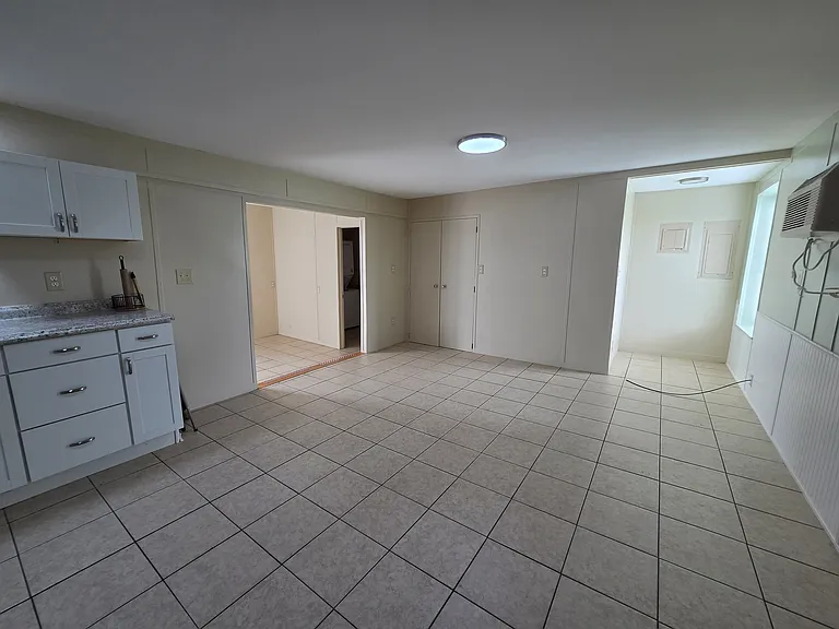 145 E Main St #C — Photo 3