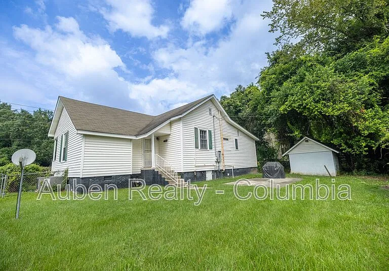 1112 Olympia Ave — Photo 16