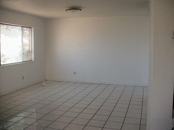 5th image of 2700 Cabot Pl