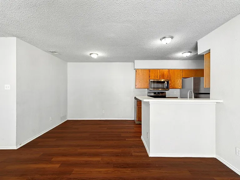 5707 Spring Meadow Rd #B — Photo 5