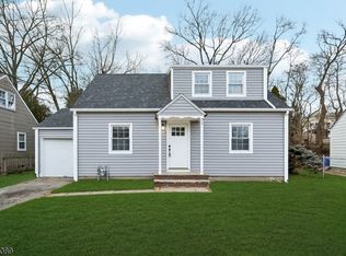 64 Surrey Ln, Clifton City, NJ 07012