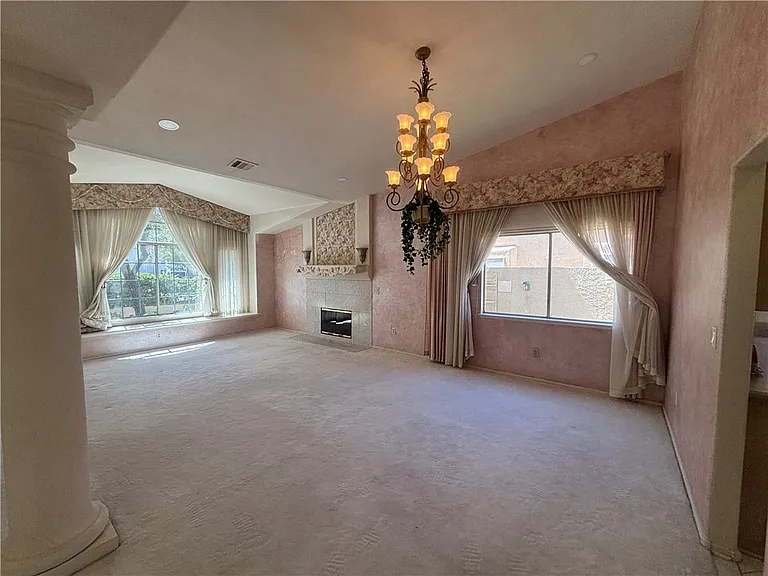 2424 Ocean Front Dr — Photo 11