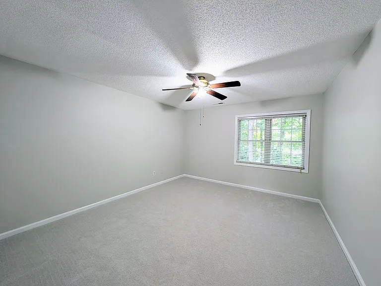 220 Misty Groves Cir — Photo 21
