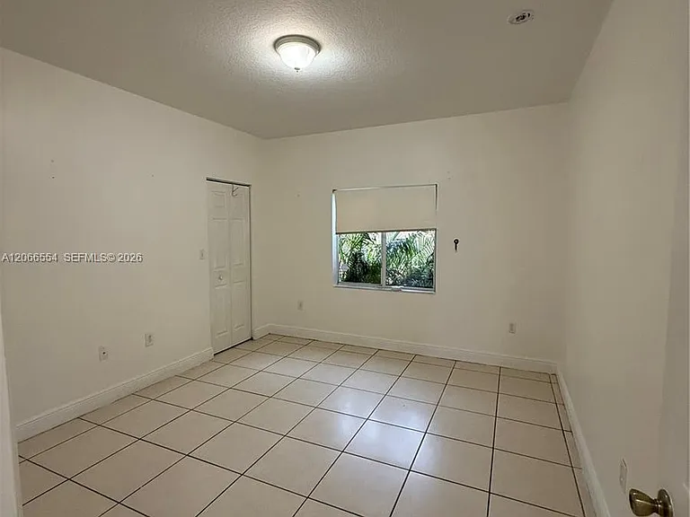 761 NW 24th Ct #761 — Photo 8
