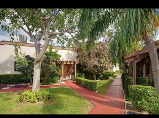 2747 S Parkview Dr, Hallandale Beach, FL 33009