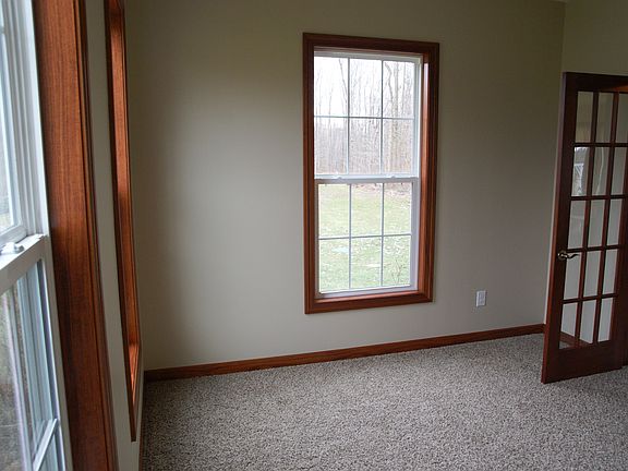 4th image of 14440 Lexington Ln