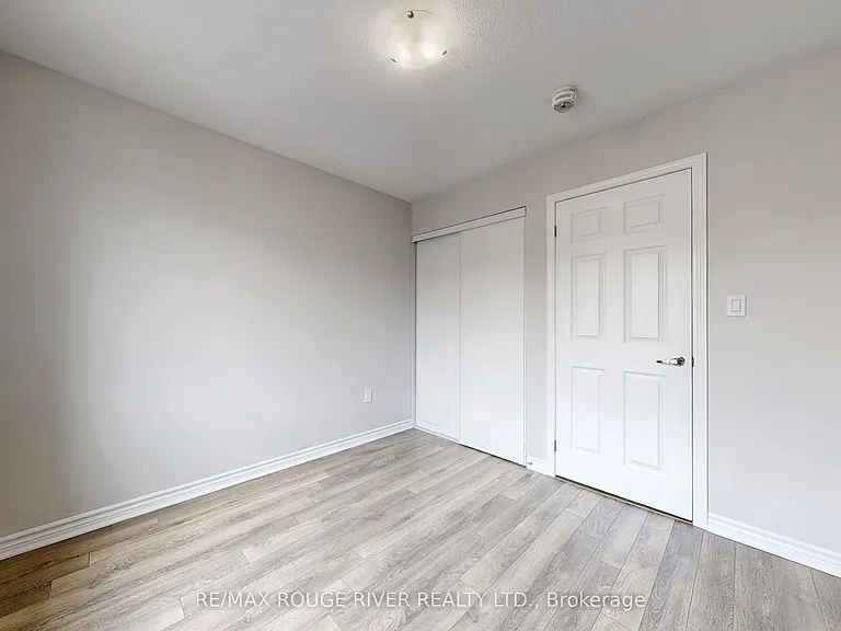 1061 Clipper Ln — Photo 27