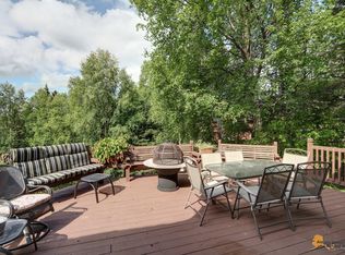 10461 Hampton Dr, Anchorage, AK 99507