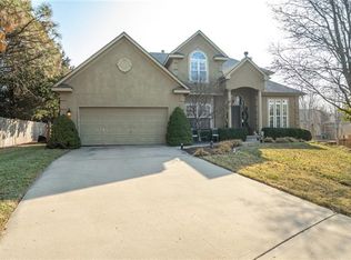 7521 Highridge Ct, Kansas City, MO 64139