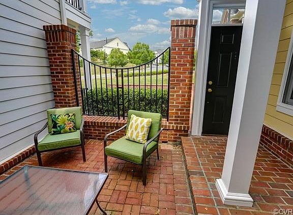 4th image of 1215 Tilbury Ln